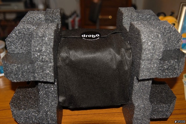 [分享] drobo storage robot 儲存機器人
