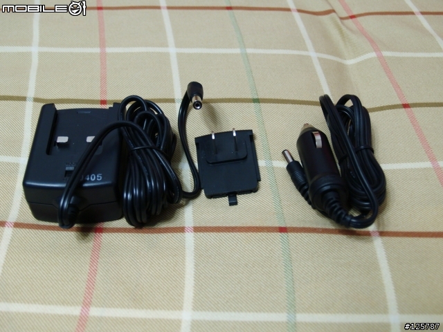 [分享]祥業牌，8槽AA/AAA電池充電器 M-800L