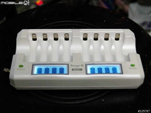 [分享]祥業牌，8槽AA/AAA電池充電器 M-800L