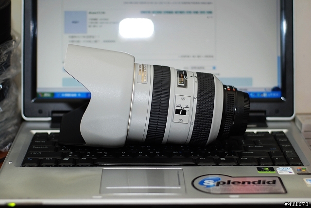 [檄文]Nikon 28-70mm f2.8 小小灰!!  我跟你拼了~~