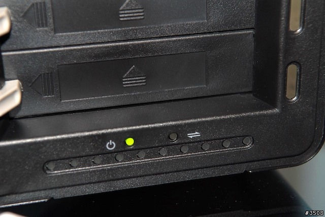 [分享] drobo storage robot 儲存機器人