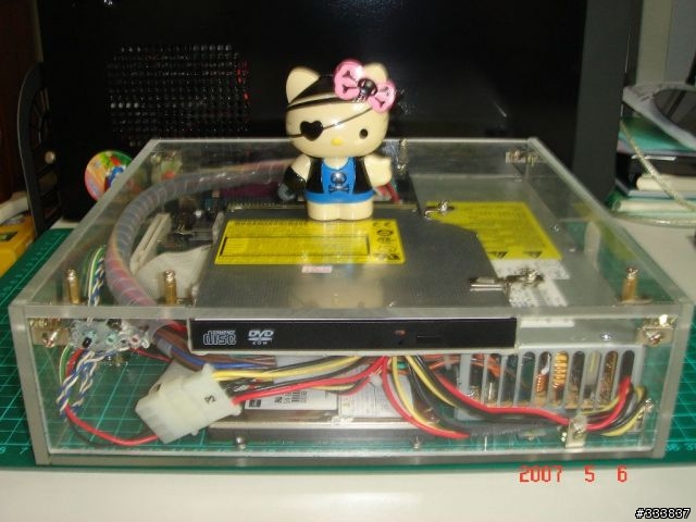 [分享] 我的第一台 DIY MINI-ITX 電腦 (多圖) 07-05-07 更新
