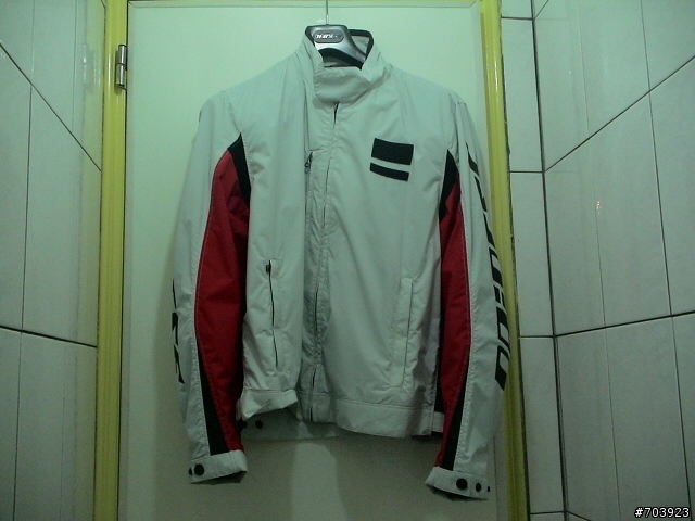 [分享]新購入的DAINESE G. DURANGO TEX