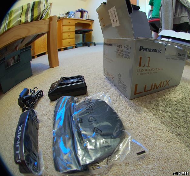 Panasonic L1 新品 - 不到台币4万哟！
