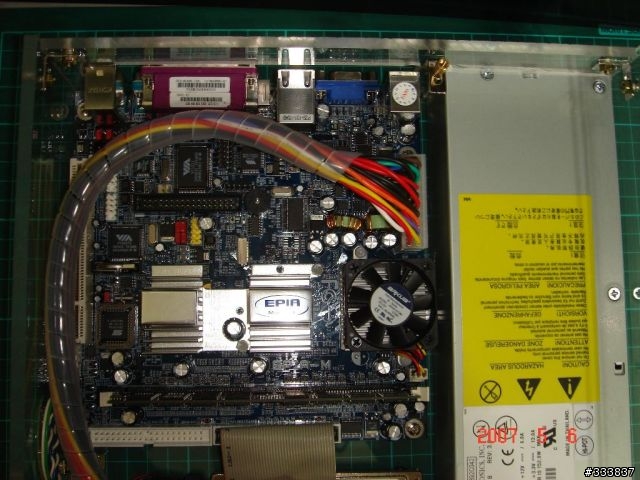 [分享] 我的第一台 DIY MINI-ITX 電腦 (多圖) 07-05-07 更新