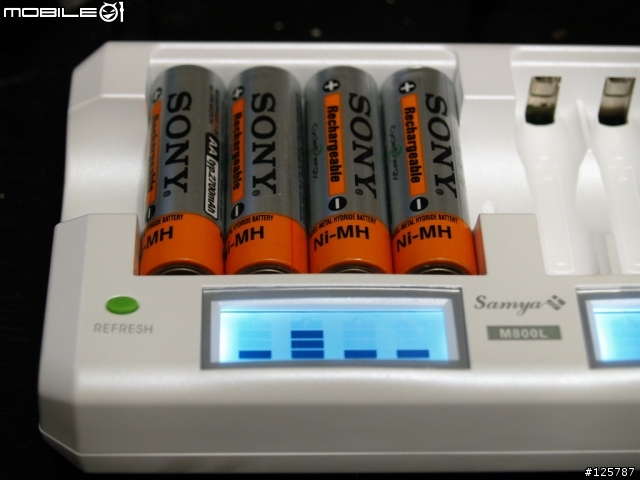 [分享]祥業牌，8槽AA/AAA電池充電器 M-800L