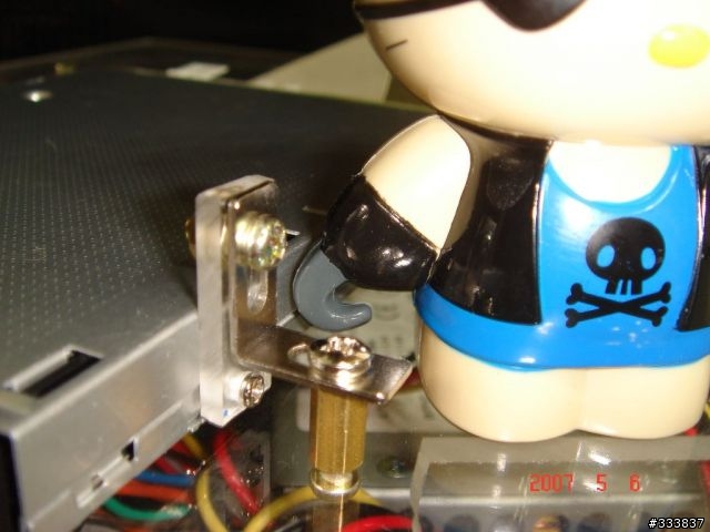 [分享] 我的第一台 DIY MINI-ITX 電腦 (多圖) 07-05-07 更新