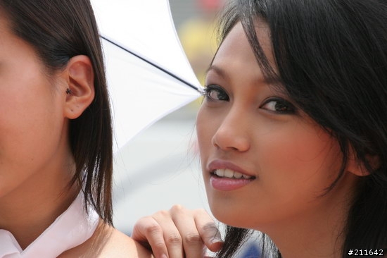 [分享] 辣辣辣.....Gal in Sepang Circuit