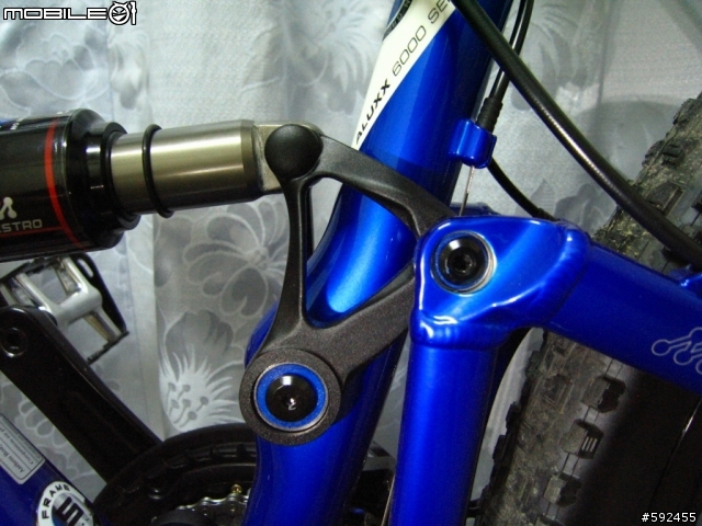 [開箱分享]我的第一台MTB 07 Anthem 3 藍/白，新增配件在P3