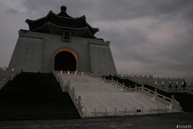 [新手試拍]Canon 400d kit 中正紀念堂 (kiss digital X)