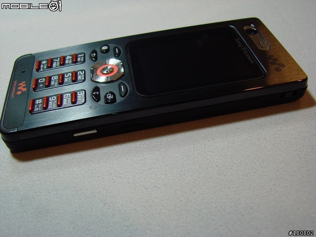 [W880i]有一點不一樣囉....