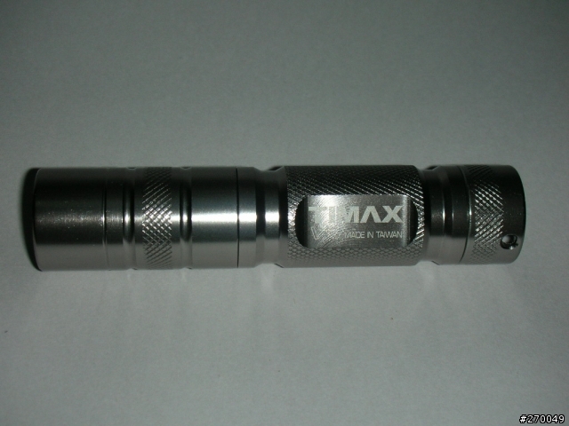 [分享]TIM(倒V)X V1白光LED 手電筒