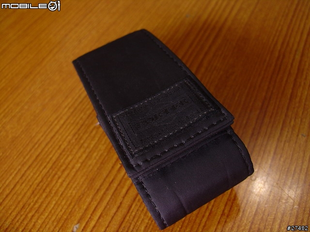 比手機還貴的手機套Head Porter Black Beauty Mobile Case