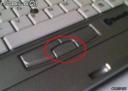 求教——fujitsu p1510，鼠标键中间的这个按钮怎么用？？