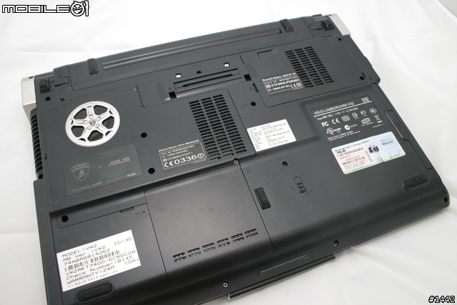 ASUS VX2－黑魂再展極速．碳纖維「改裝版」外觀分享