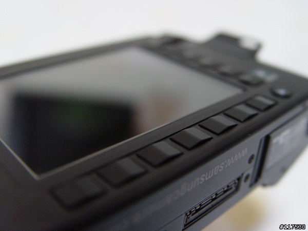 NV10再進化 - SAMSNUG NV11 開箱報告