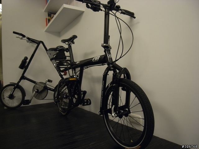【分享】日本限定版的黑色小鳥車 Black Birdy Standard...