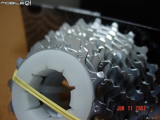 [分享]阿榮的CANNONDALE CAAD 9(請見P2)