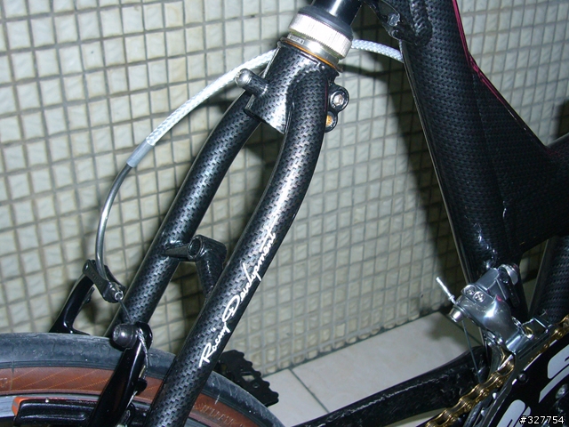 [改裝逸品] 騎自己的車I 世界唯一自製化 碳纖維小折公路跑車