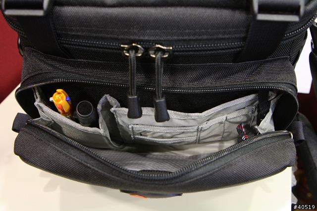 [分享] Lowepro MiniMag AW 專業單肩包