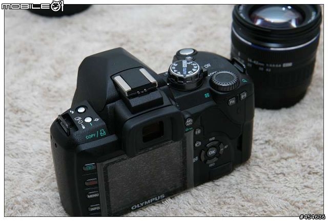 同事小三的 Olympus E-510 開箱文 + 初步測試照