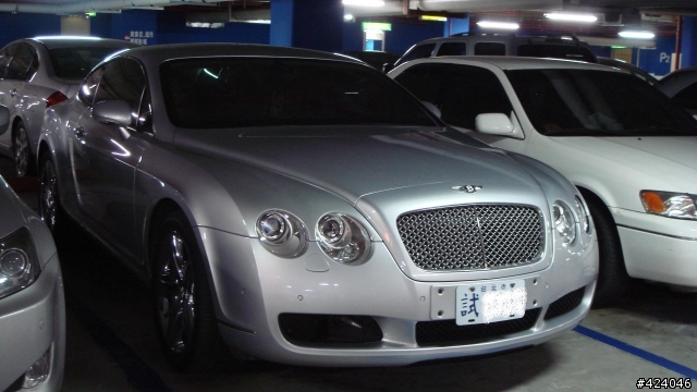 [分享] Continental GT@Breeze Center