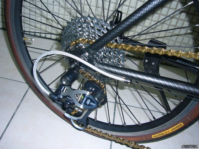 [改裝逸品] 騎自己的車I 世界唯一自製化 碳纖維小折公路跑車