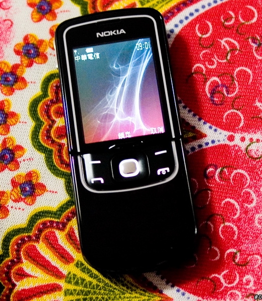 [美麗的月神Nokia 8600 Luna] 敗家心得報告