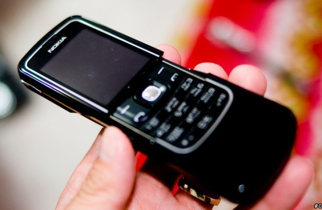 [美麗的月神Nokia 8600 Luna] 敗家心得報告