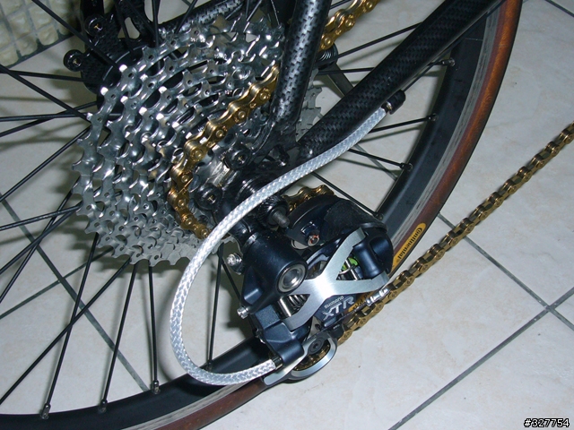 [改裝逸品] 騎自己的車I 世界唯一自製化 碳纖維小折公路跑車