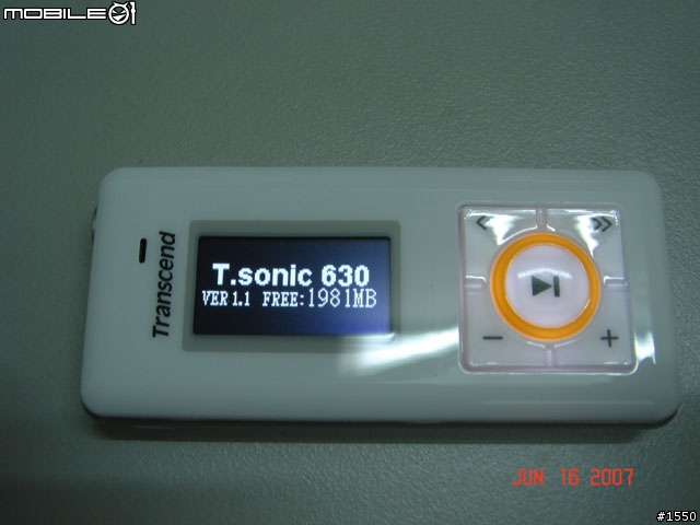 [分享] 創見 T.Sonic 630 MP3 隨身聽 (2GB 版本) [圖很多]