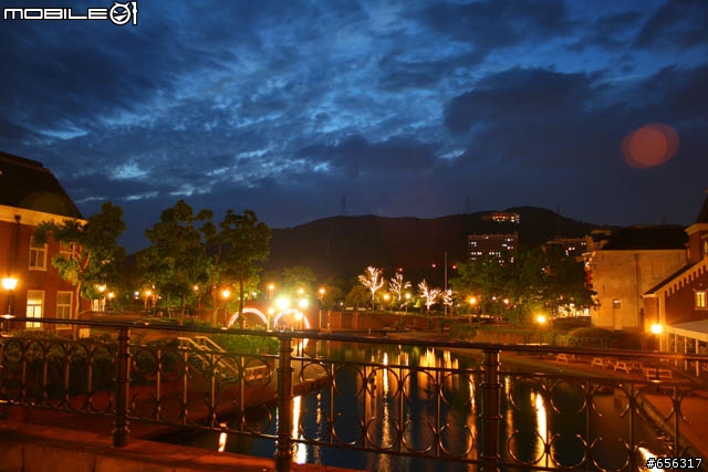 [純分享,圖小多]日本豪斯登堡,夜景+煙火秀(400D+KIT)