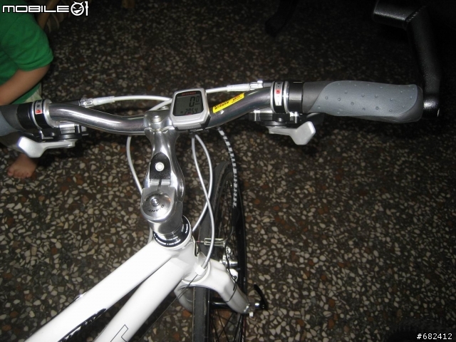 2008 捷安特 flight M1 新車分享--已經上過路了