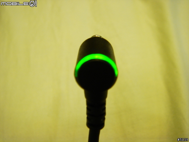 [分享]方便收納的充電器-VGP-AC19V21