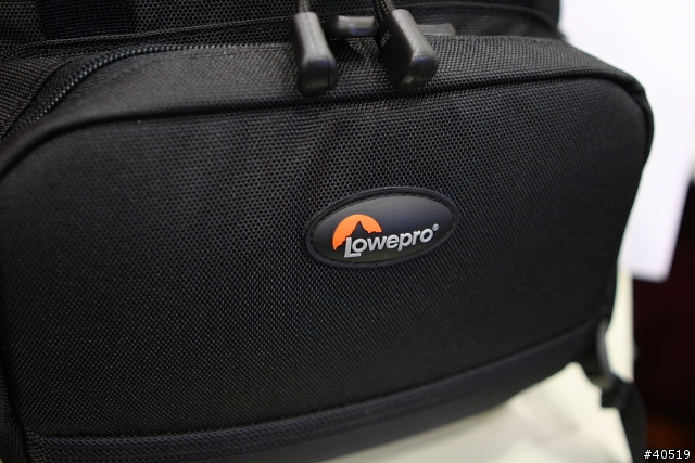 [分享] Lowepro MiniMag AW 專業單肩包