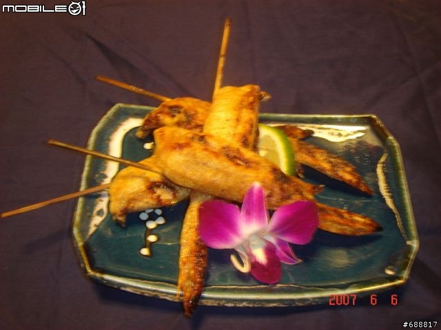 位於岡山即將開發市場旁的"燒呼呼"燒烤店 岡山美食