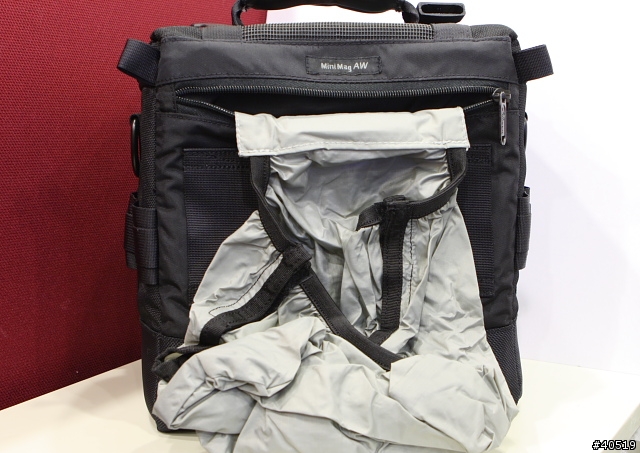 [分享] Lowepro MiniMag AW 專業單肩包