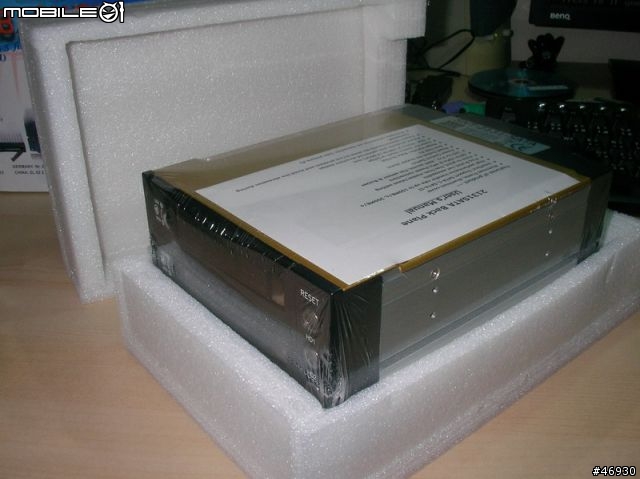 用 SNT-2131 抽取盒玩RAID 0+1