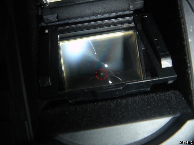 [請益] D80 反光鏡鑲著"不明物體"