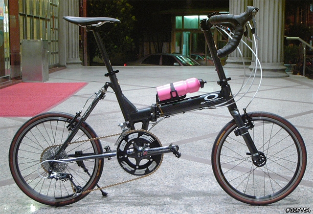 [改裝逸品] 騎自己的車I 世界唯一自製化 碳纖維小折公路跑車