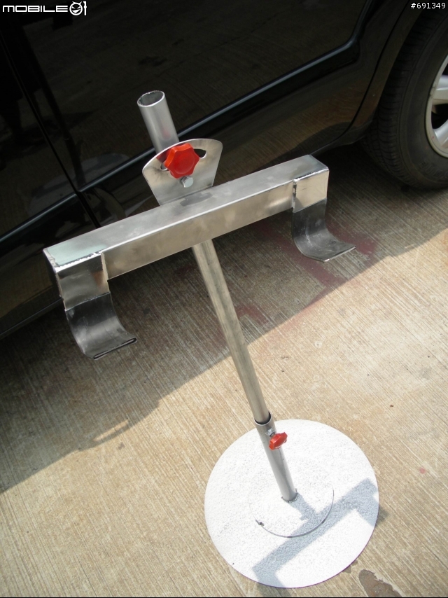 [分享]自製的愛車停車架