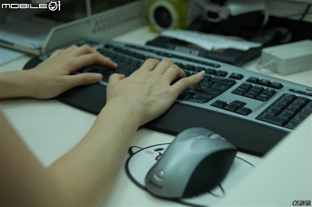 [試用報告]微軟無線雷射滑鼠鍵盤組 6000