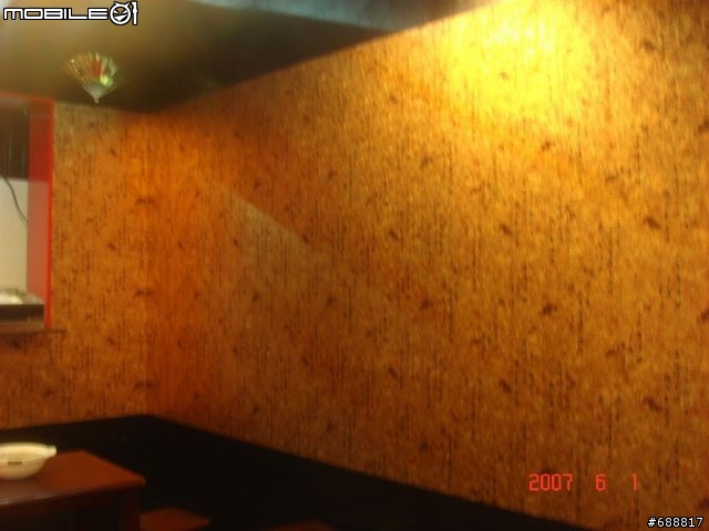 位於岡山即將開發市場旁的"燒呼呼"燒烤店 岡山美食