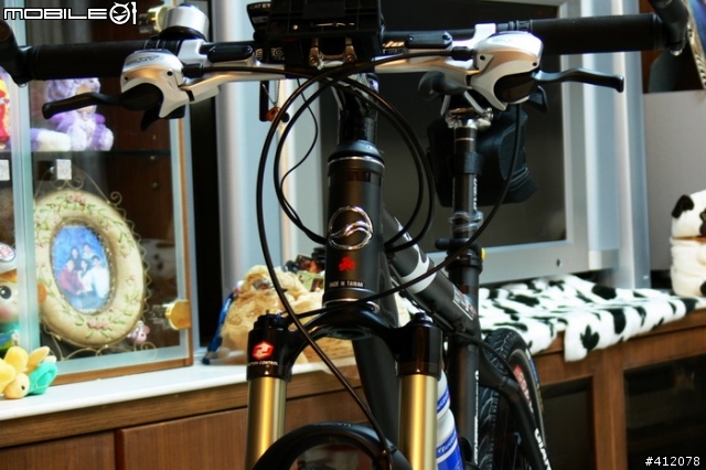 讓您的黑色車白天不失酷勁,夜間安全加分的秘密武器