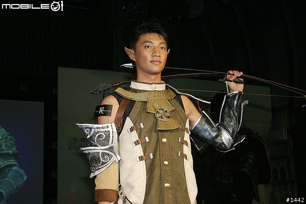 [小惡魔新聞台]挑戰．顛覆．全世界！台灣易吉網《R2》上市記者會