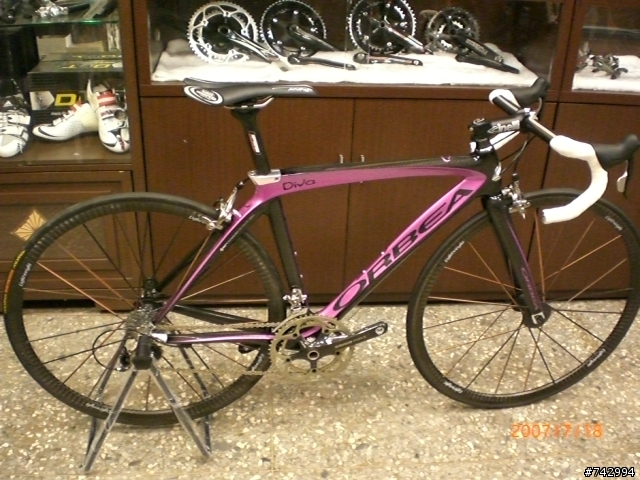 女王的新車!!~~DIVA