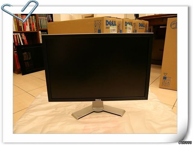 [開箱文]DELL UltraSharp 3007WFP-HC 寬螢幕平面顯示器