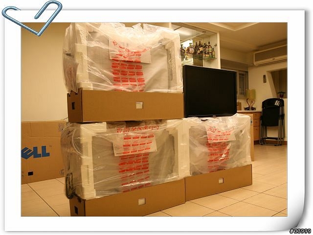 [開箱文]DELL UltraSharp 3007WFP-HC 寬螢幕平面顯示器