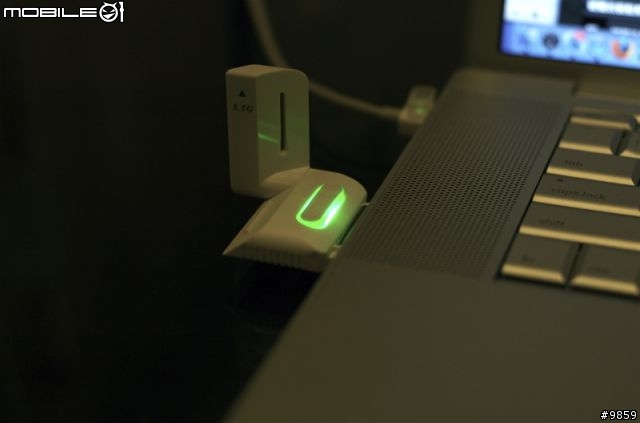 MacBook Pro 3G上網的新選擇（Bandluxe C100）