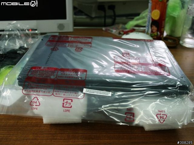 [分享]人生中第一台NB之ACER 6292 開箱文